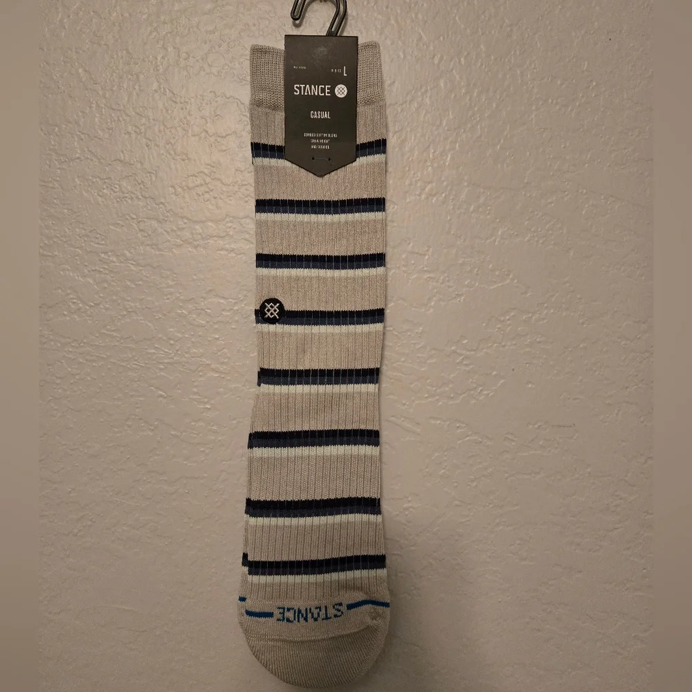 Stance MultiStriped Gray and Navy, Casual Crew Socks, Mens L, 9-13 Cotton